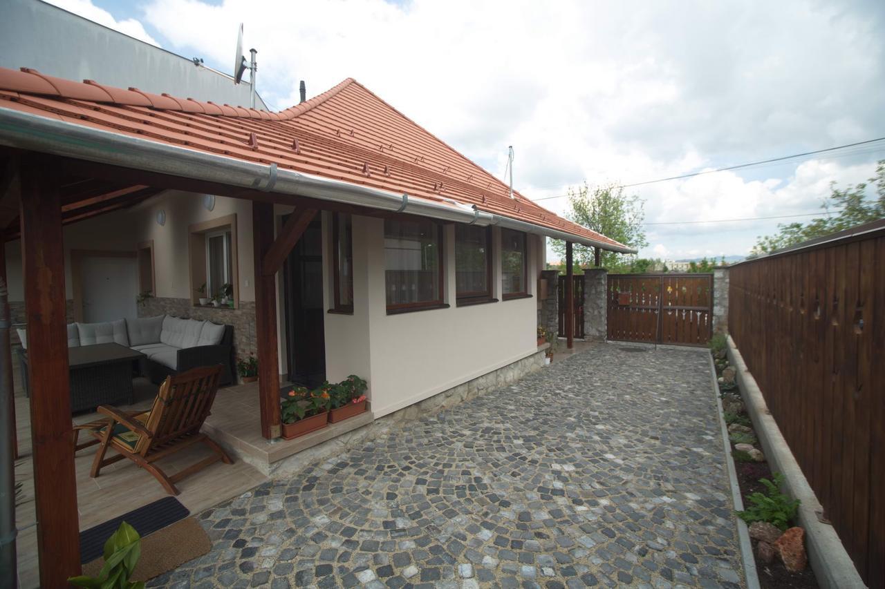 Holiday Home Podium Eger Eksteriør billede